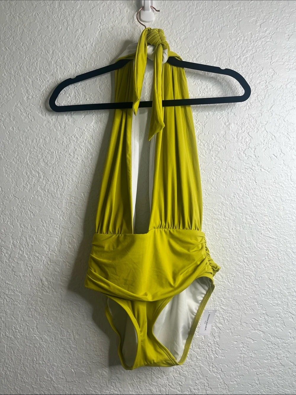 NWT Banana Republic Sexy Halter Twisted Knot Swimsuit Size M